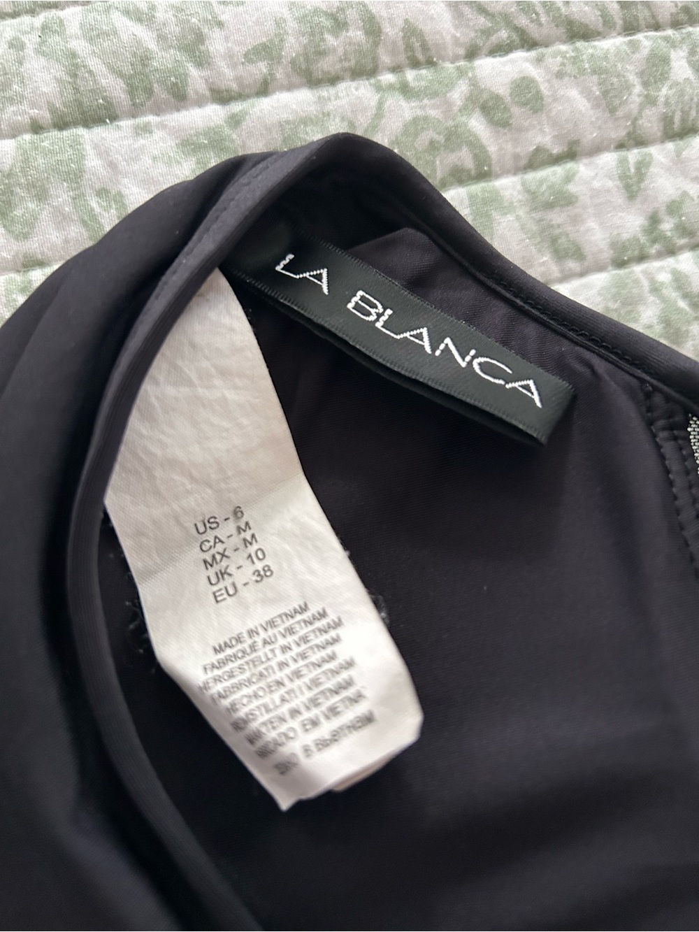 Bundle of 3 La Blanca Swimsuits - Picture 5 of 15